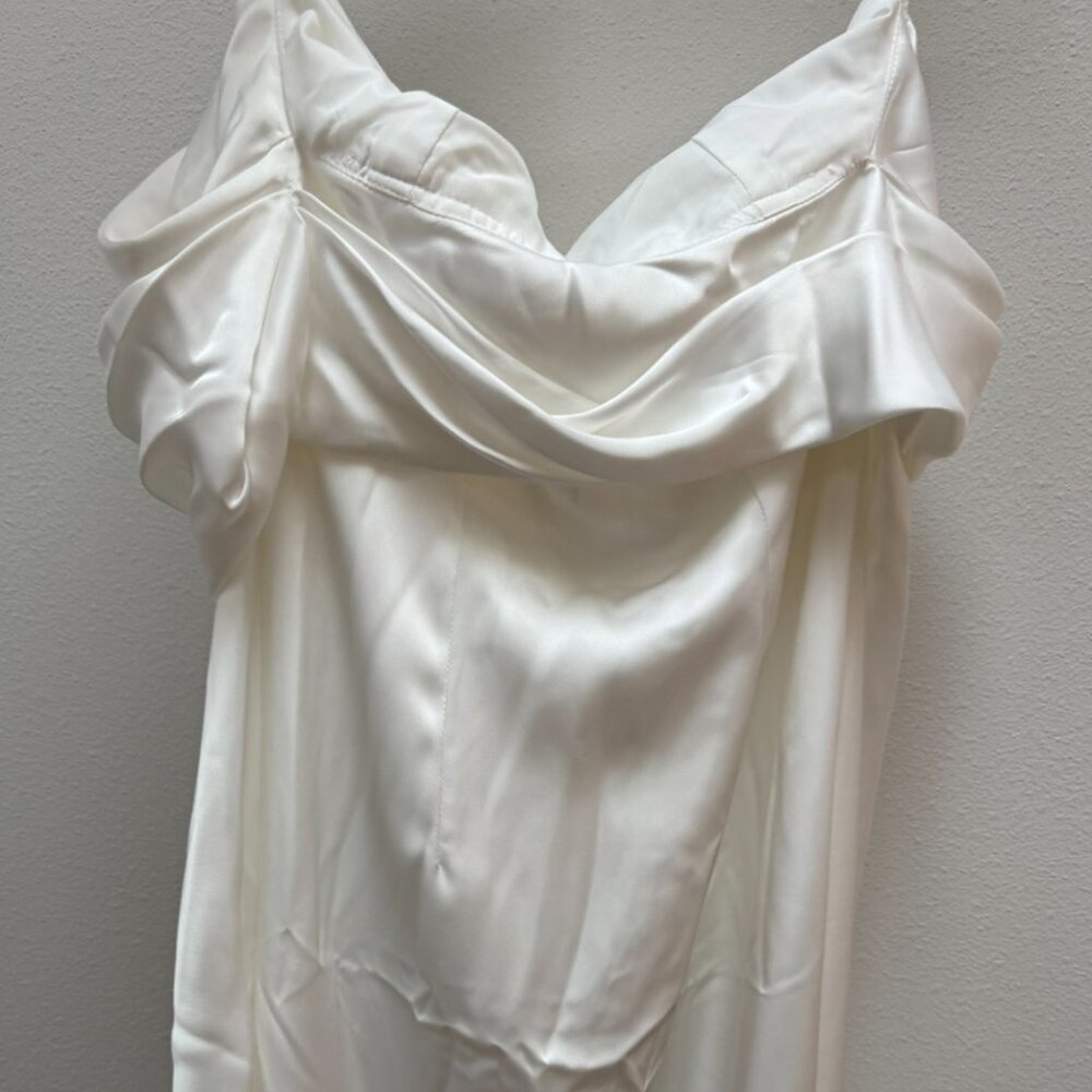 Kisserine Mortica Dress Size M | Bridal | NWT - Picture 7 of 9